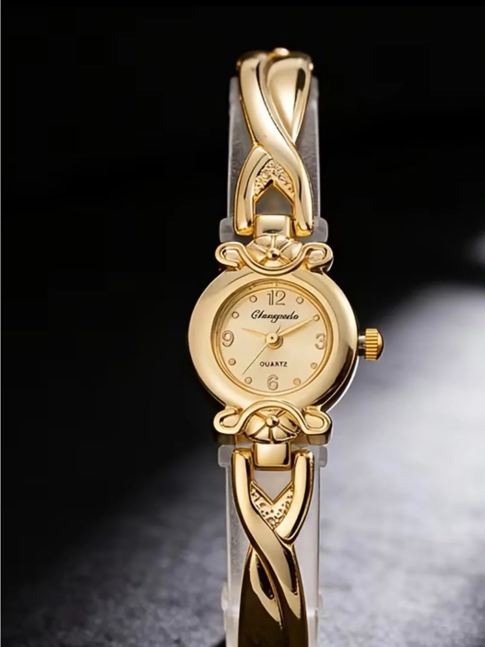 Chasyoda Women's Gold Bracelet Quartz Watch